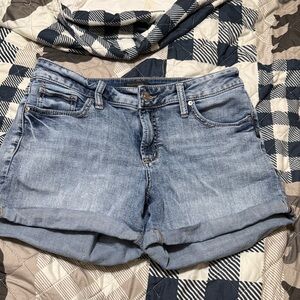 Silver Jeans Light Blue Women's Jean Shorts